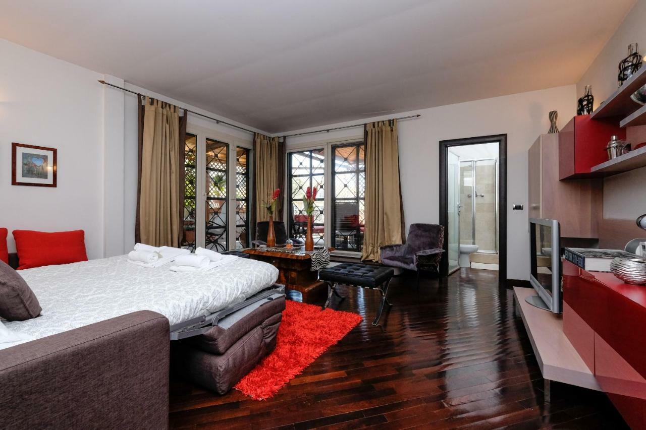 Amazing Penthouse With Terrace By Caracalla Appartement *