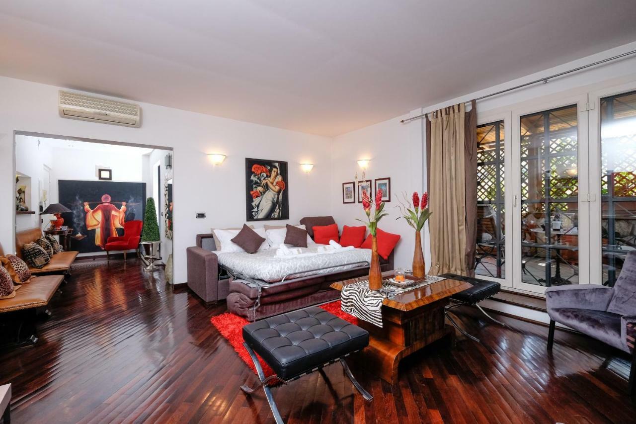 Amazing Penthouse With Terrace By Caracalla Appartement