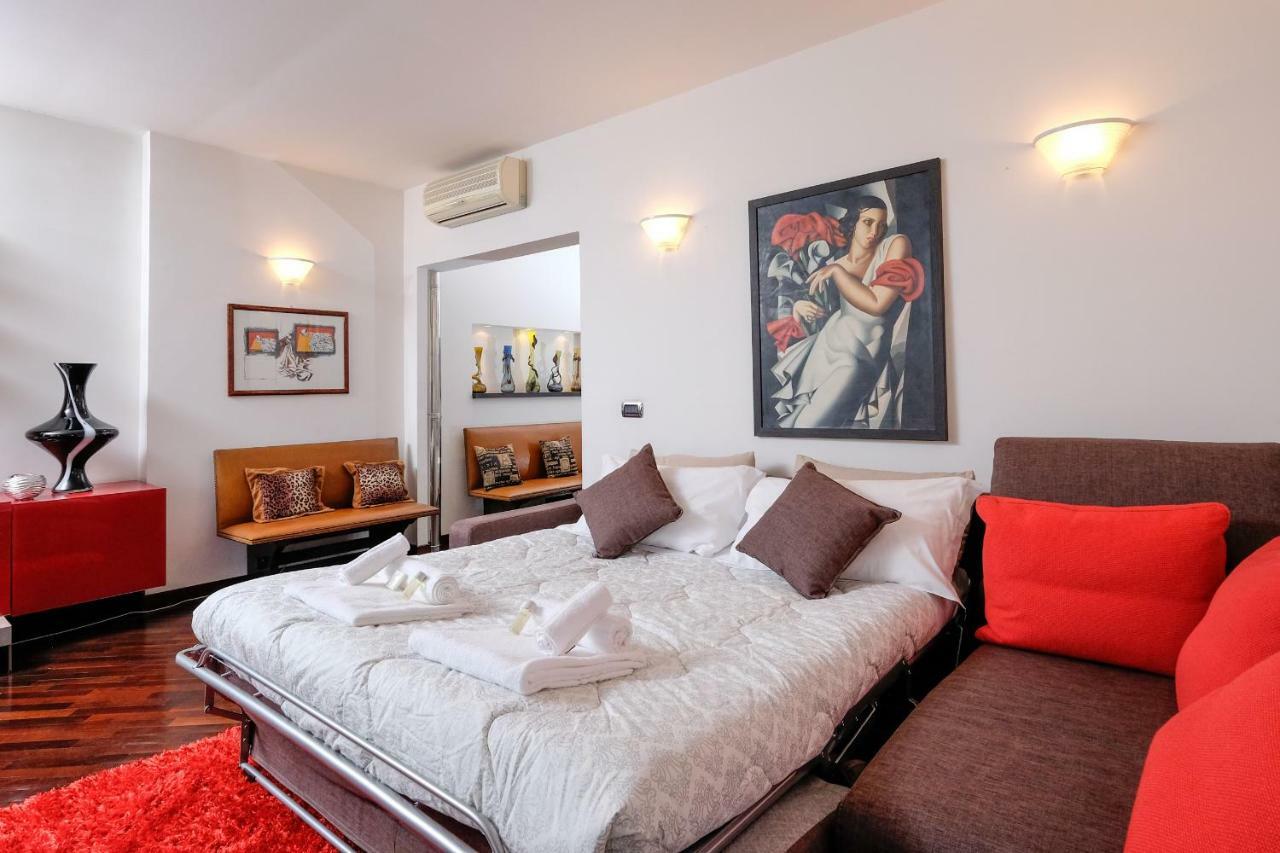 Amazing Penthouse With Terrace By Caracalla Appartement