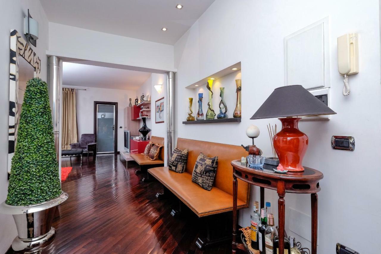 Amazing Penthouse With Terrace By Caracalla Appartement